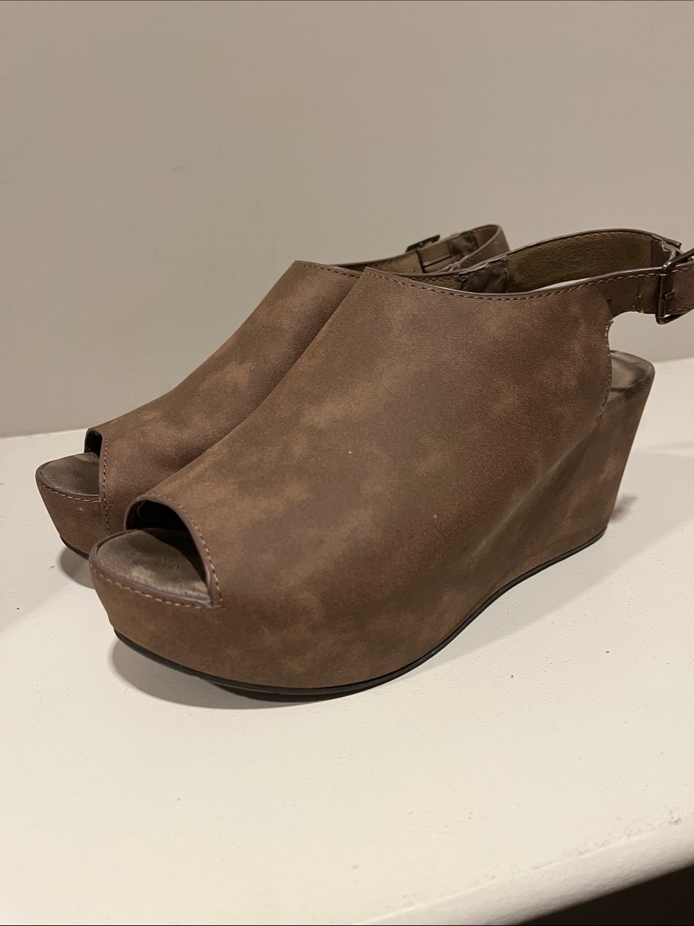 Pierre Dumas Taupe Open-Toe Wedge Sandals